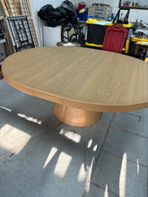 Load image into Gallery viewer, 6' Round White Oak Extension Dining Table