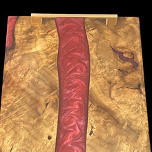 Load image into Gallery viewer, Magenta Myrtle Charcuterie
