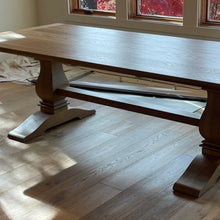 Load image into Gallery viewer, Oak Dining Table