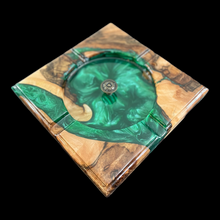 Load image into Gallery viewer, Walnut Emerald Cigar Tray