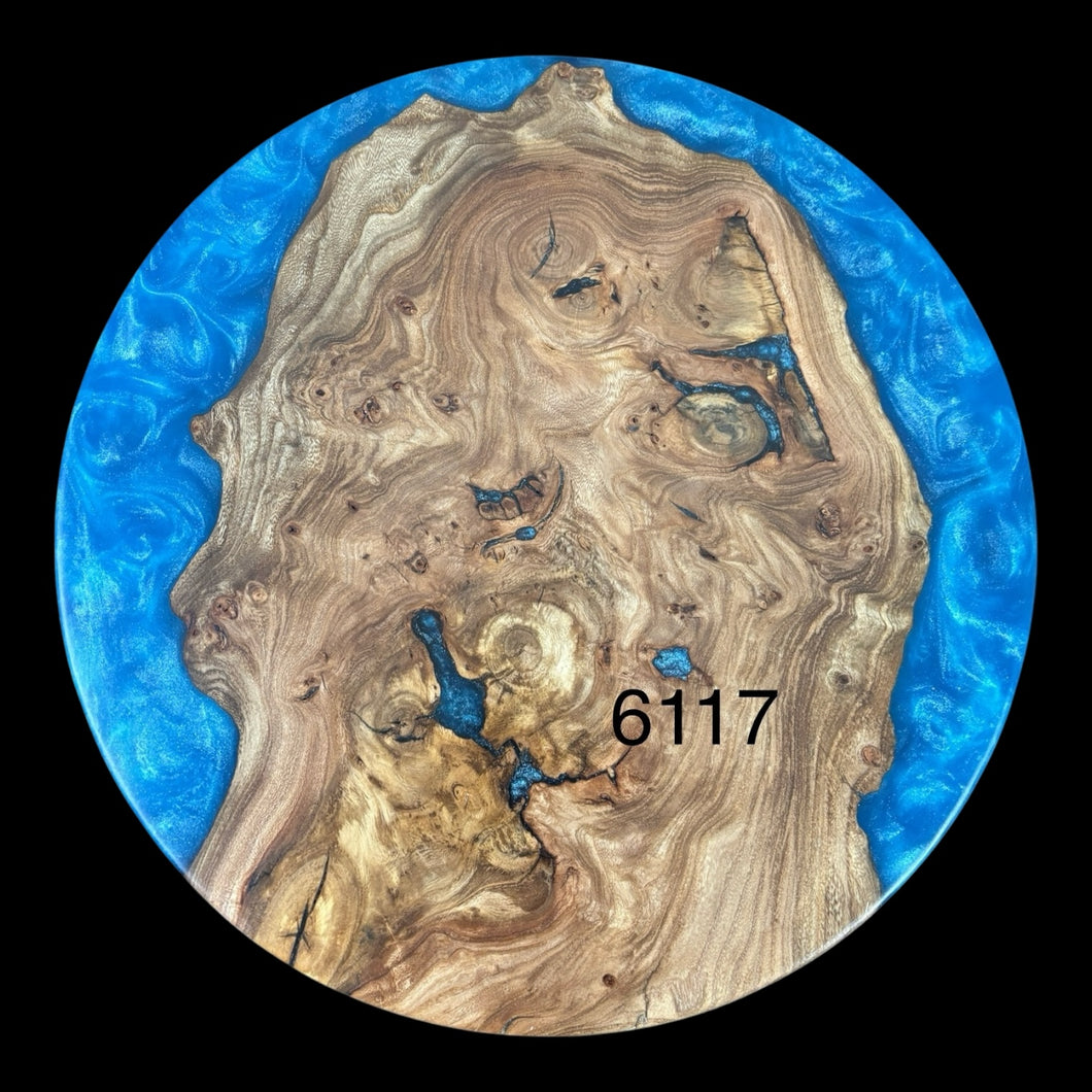 Elm / Brillant Blue Epoxy Lazy Susan